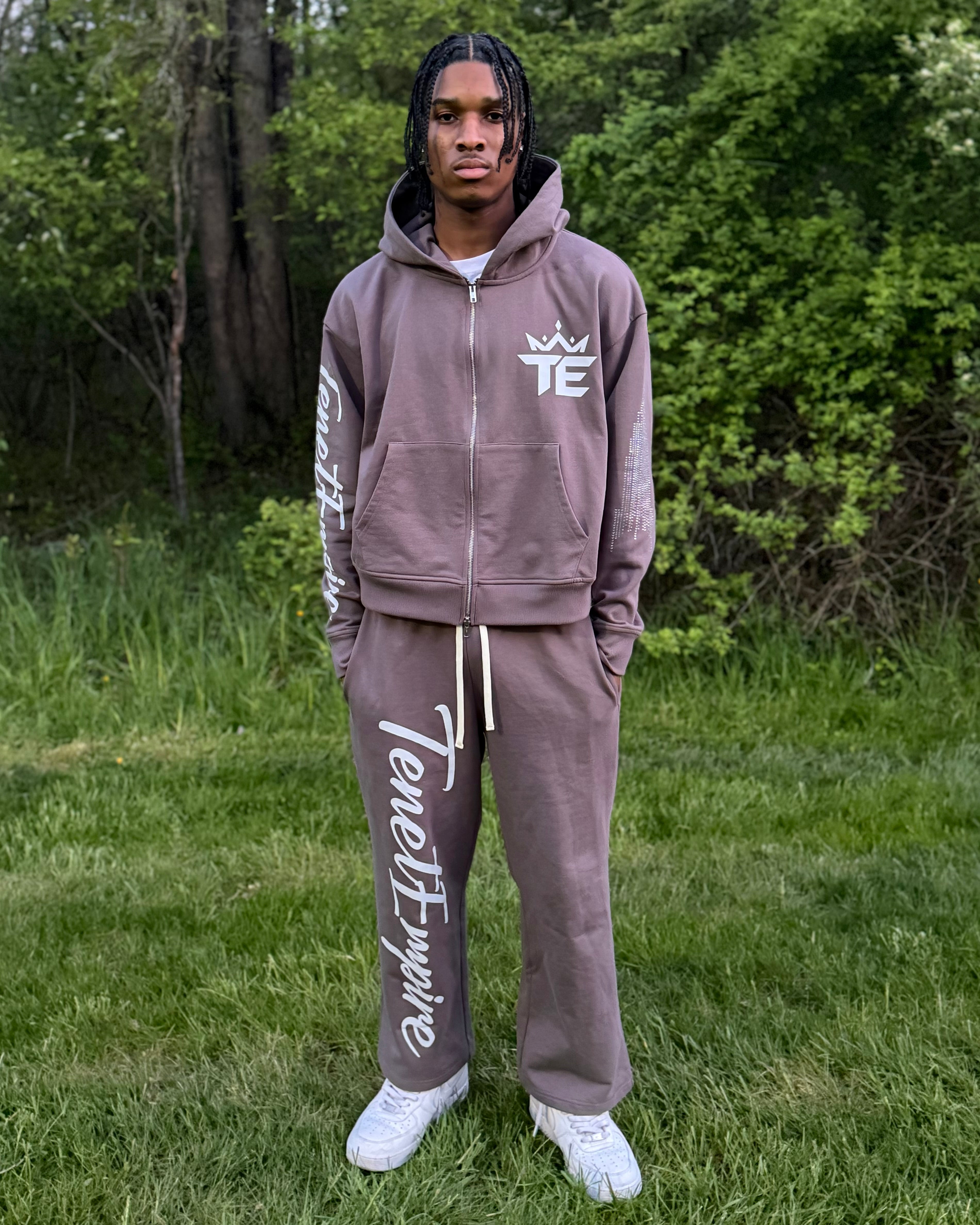 TE Sweatsuit