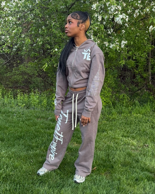 TE Sweatsuit
