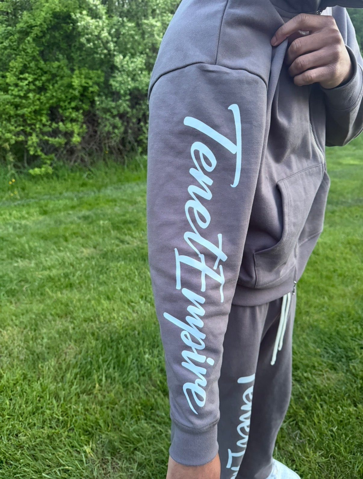 TE Hoodie